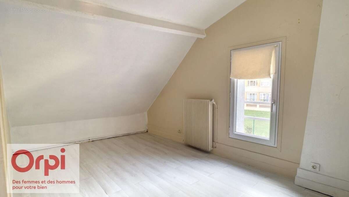 Appartement à ISSY-LES-MOULINEAUX