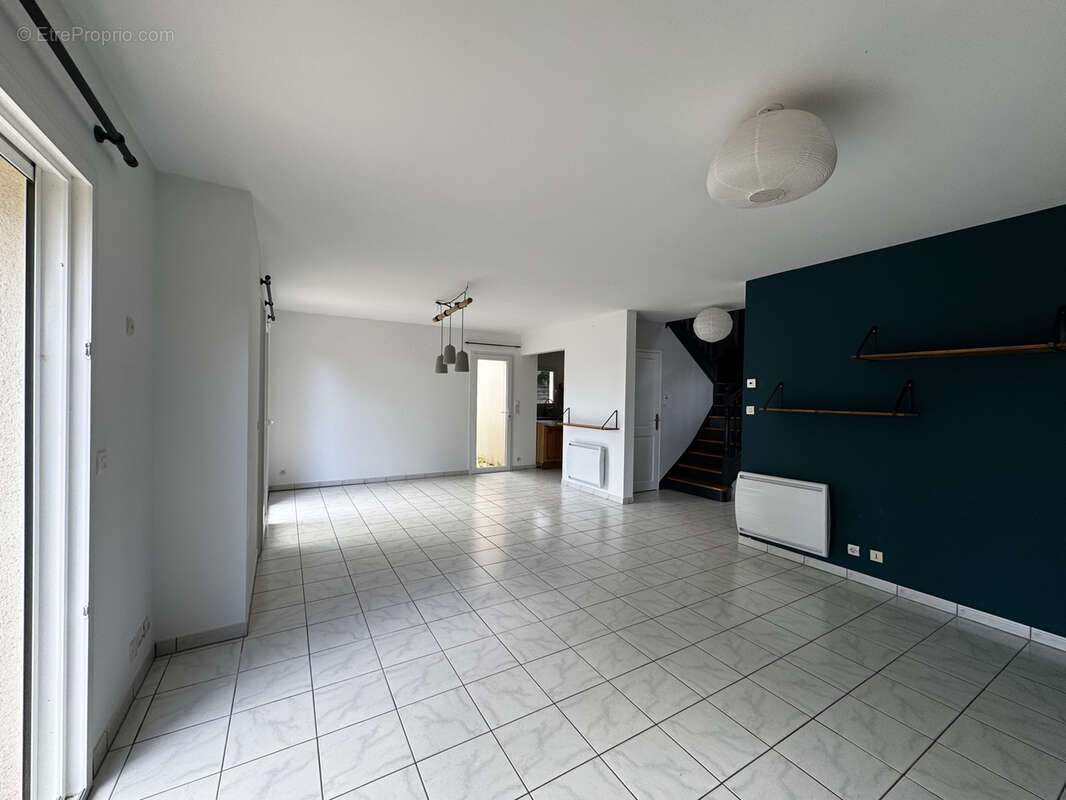 Maison familiale de 138 m2 sur terrain constructible de 1 913 m2 - photo 22