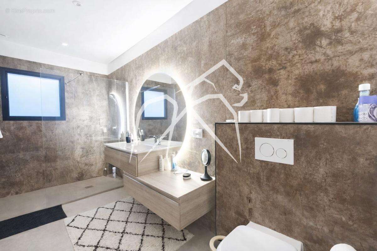 Villa contemporaine de plain-pied  5 Pièces  3 chambres  Lattes (34970) - photo 8
