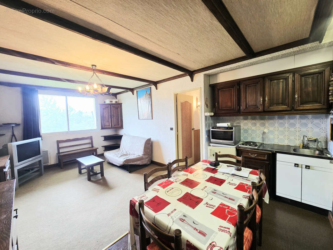 Appartement à LES THUILES