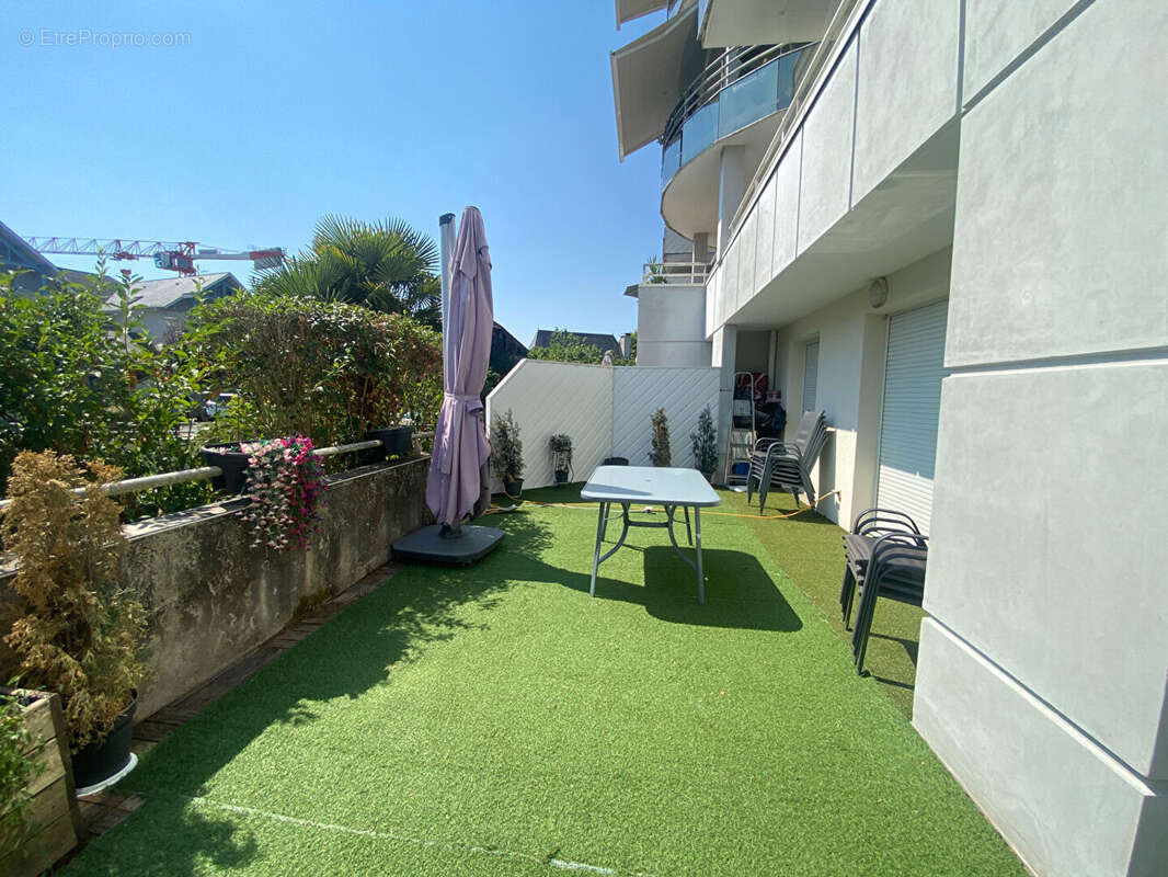 Appartement 70m² à lons - photo 11