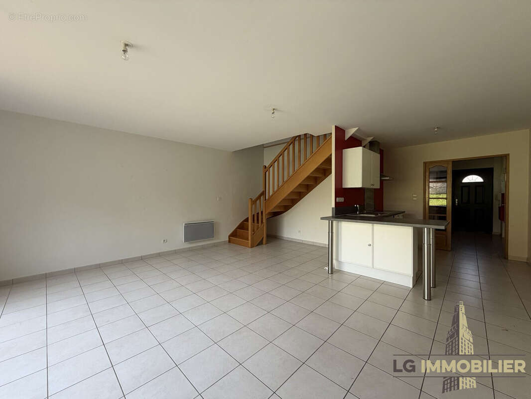 Maison 100 m² à Amiens  - photo 2