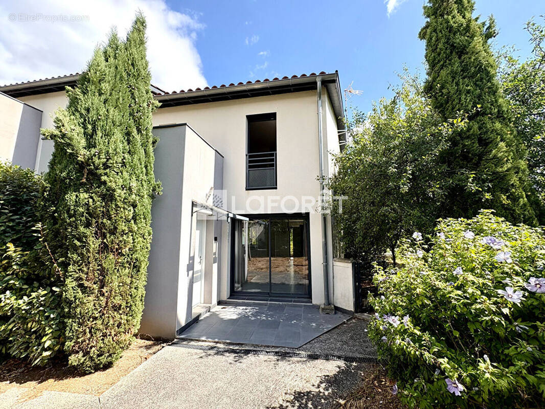 Maison à GIVORS