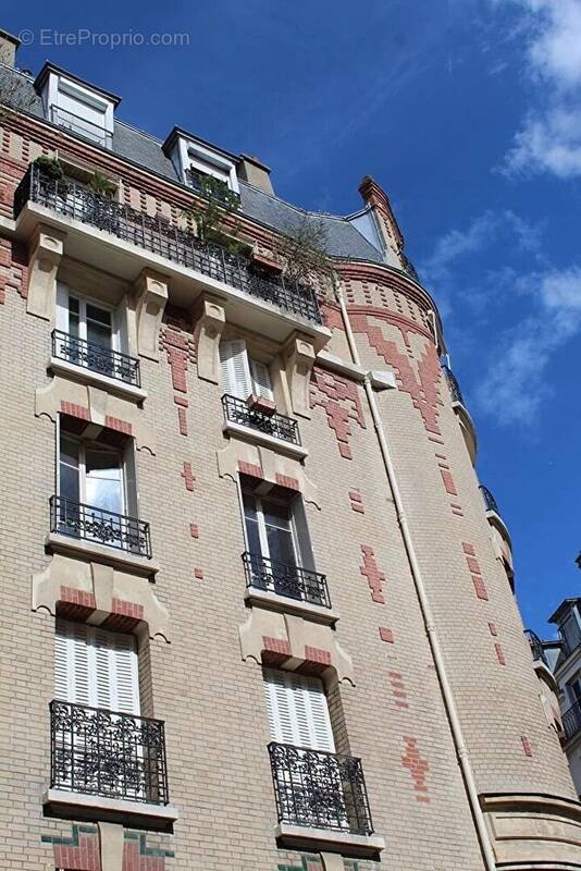 Appartement à PARIS-15E