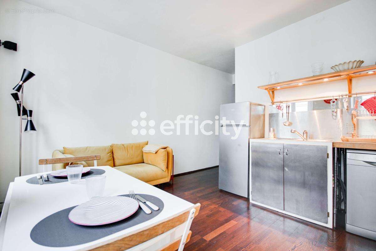 Appartement à PARIS-9E