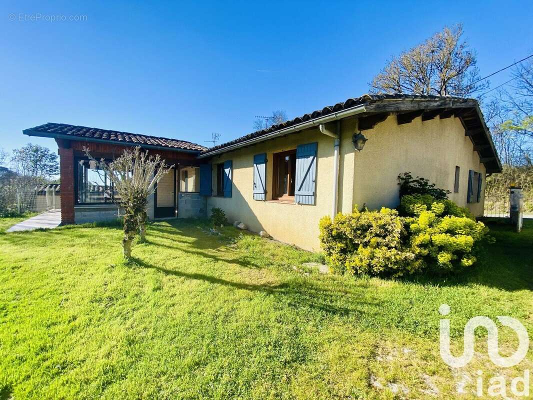 Photo 2 - Maison à MERENVIELLE