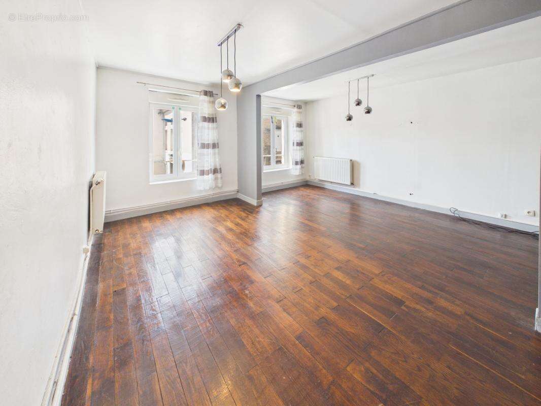 Appartement à PAGNY-SUR-MOSELLE