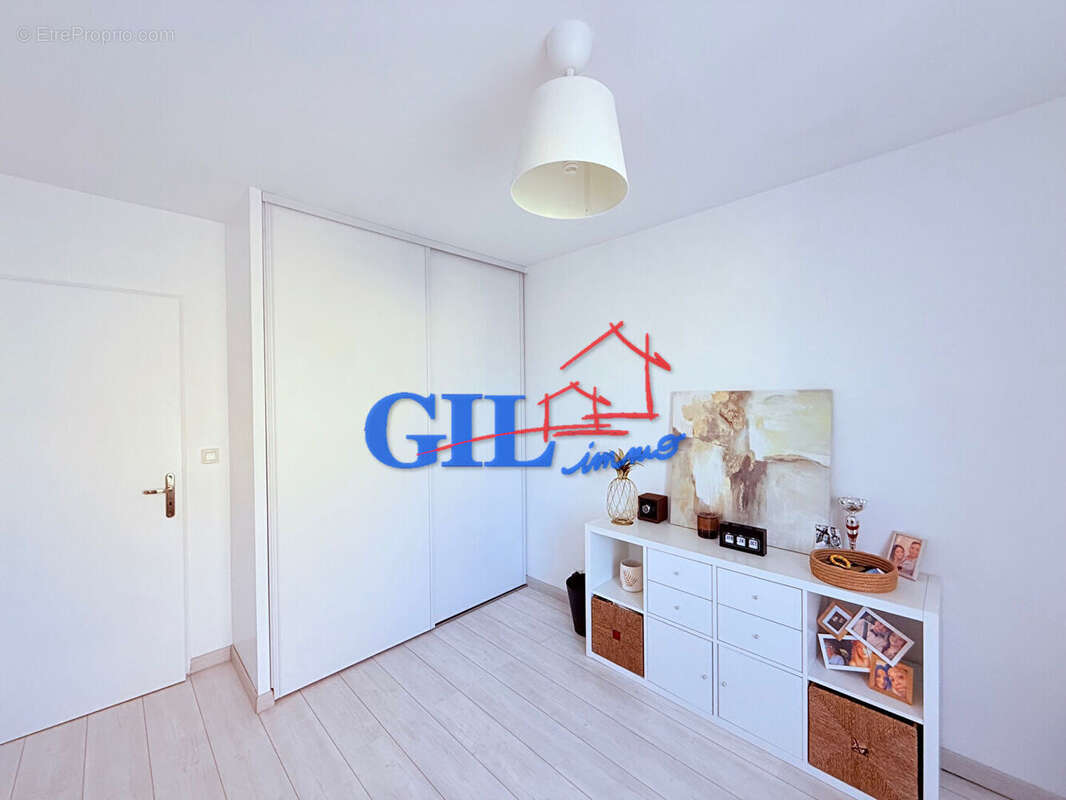 Maison à SAVIGNY-LE-TEMPLE