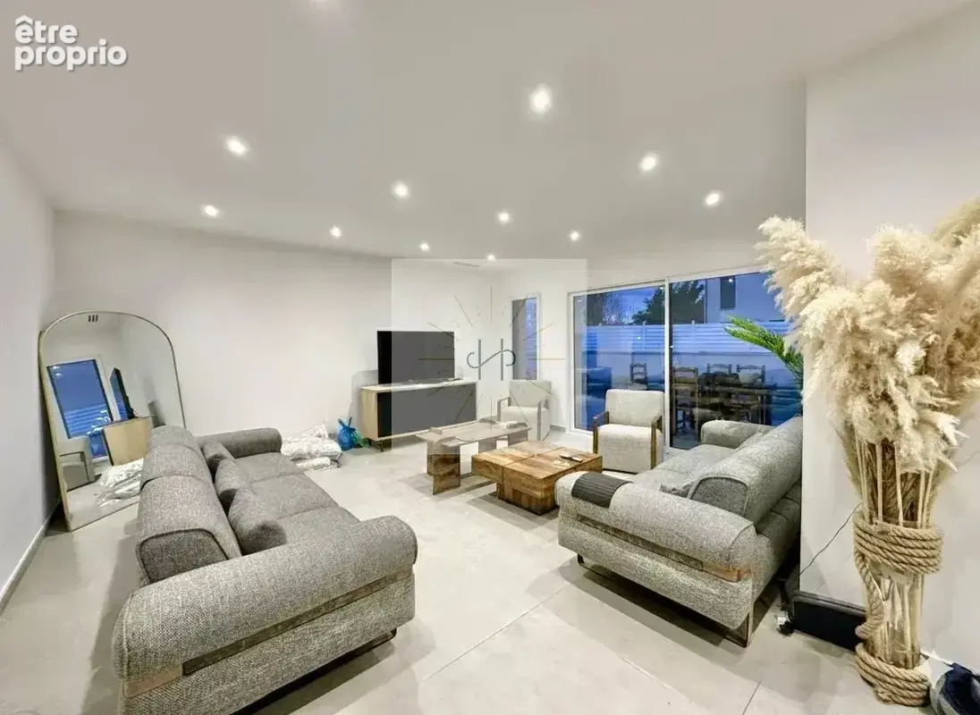 Maison 5 pièces 116 m² à vendre à Montelimar (26200) - photo 2