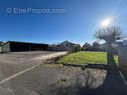 Terrain à DOMPIERRE-SUR-CHALARONNE