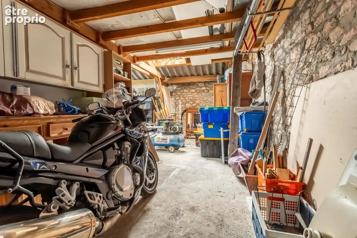 Maison de campagne avec piscine, annexe, dépendances et garage - photo 38