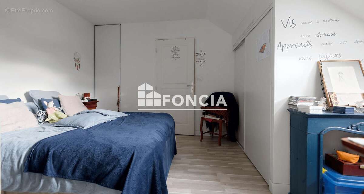 Appartement à MOISSY-CRAMAYEL