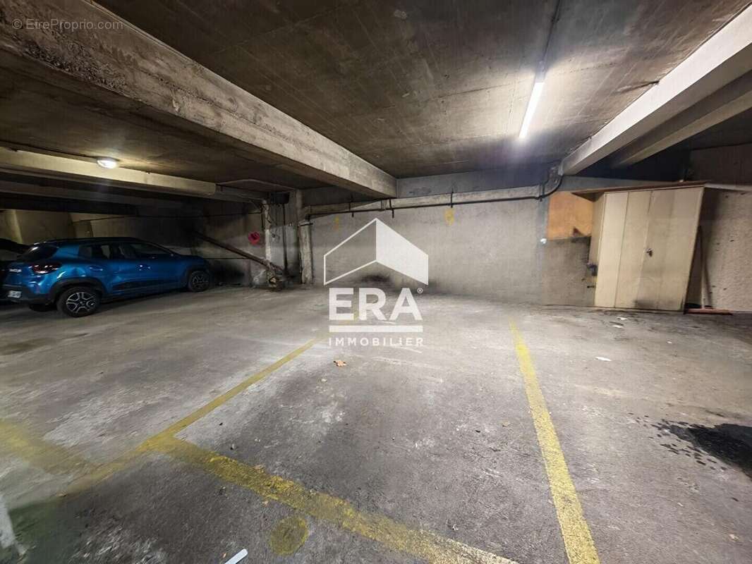 Parking / box 12m² à marseille 4e arrondissement - photo 2