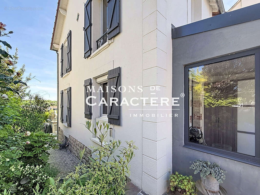 Maison à CONFLANS-SAINTE-HONORINE