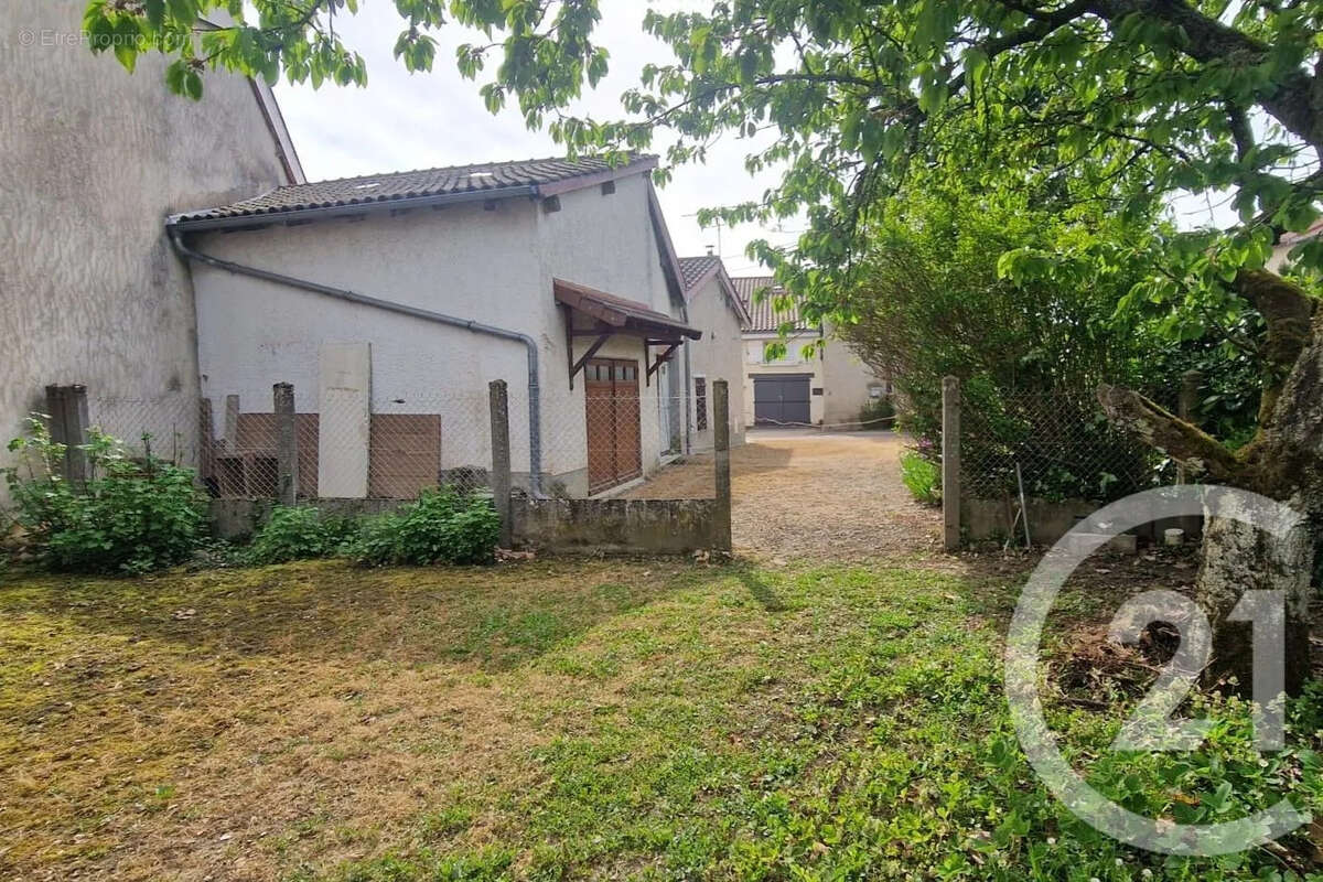 Maison 91 m² à Massieux  - photo 3