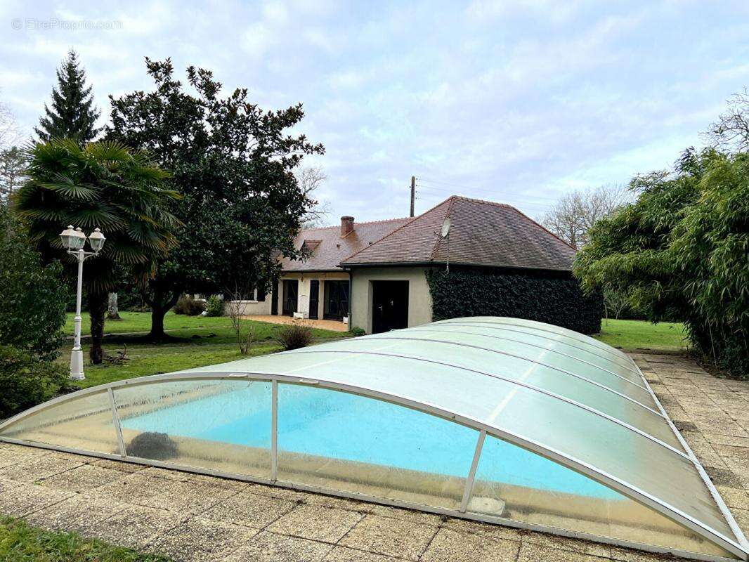 Maison à CERANS-FOULLETOURTE