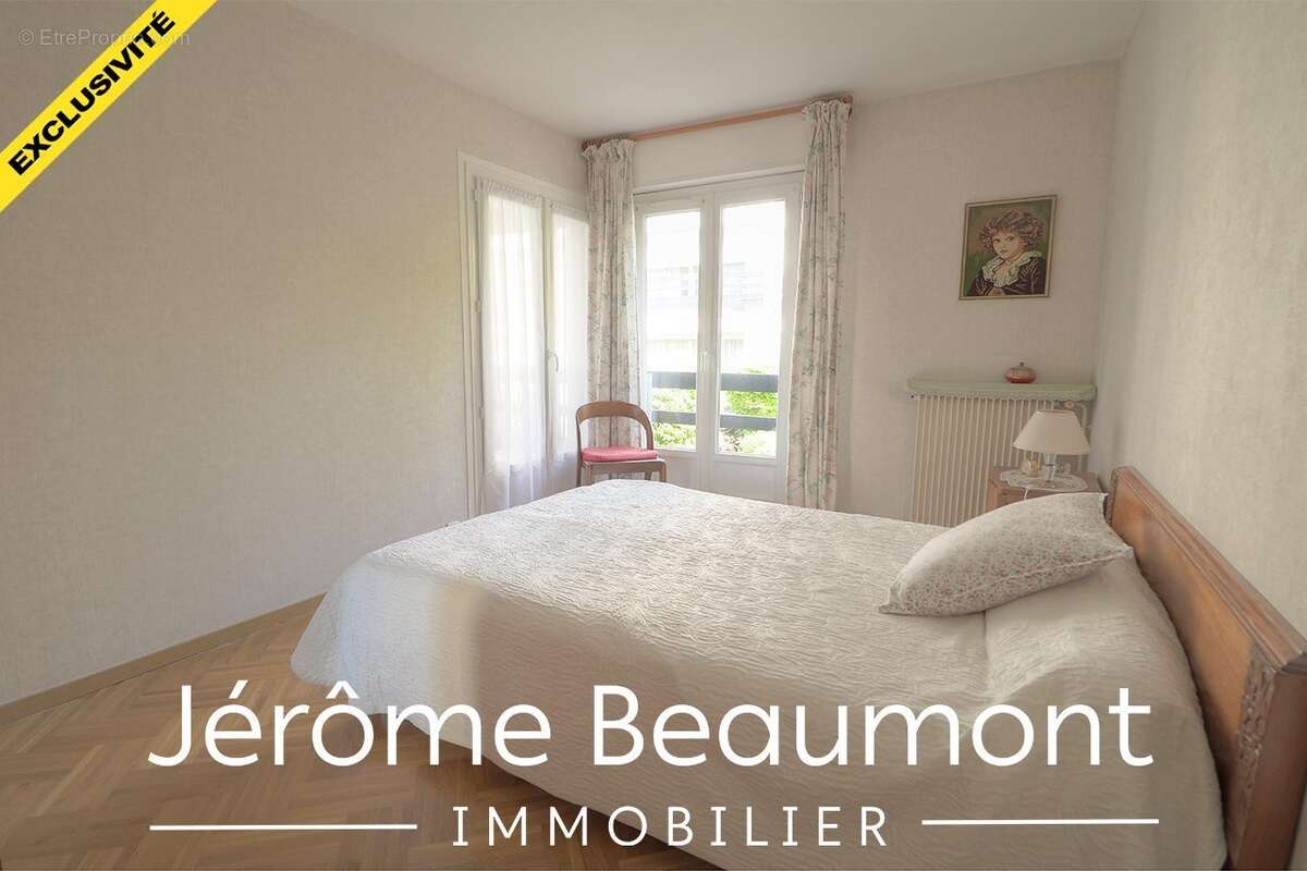 Appartement à EZANVILLE