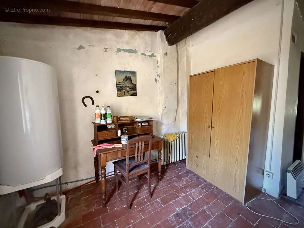 Maison à FEUILLA