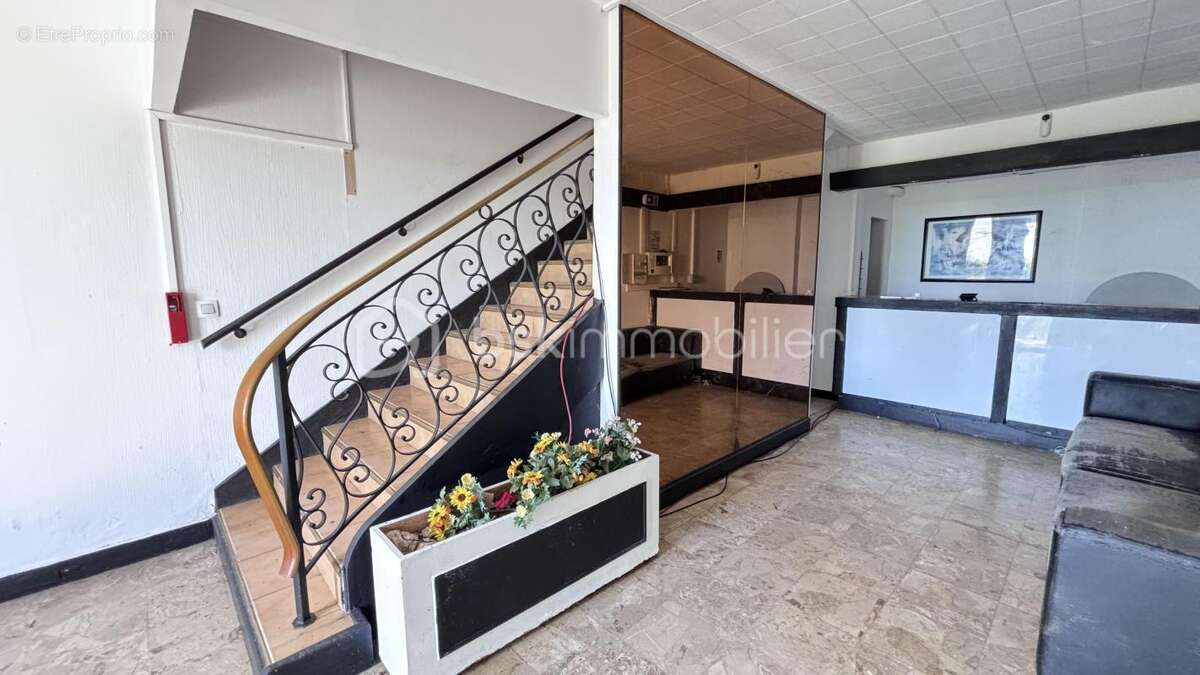 Commerce à SAINT-REMY