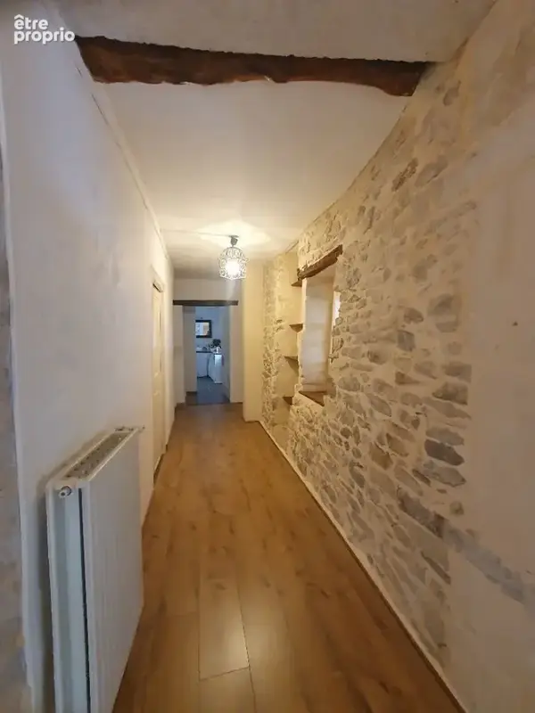 Calvisson maison de village en pierres avec cour - photo 14