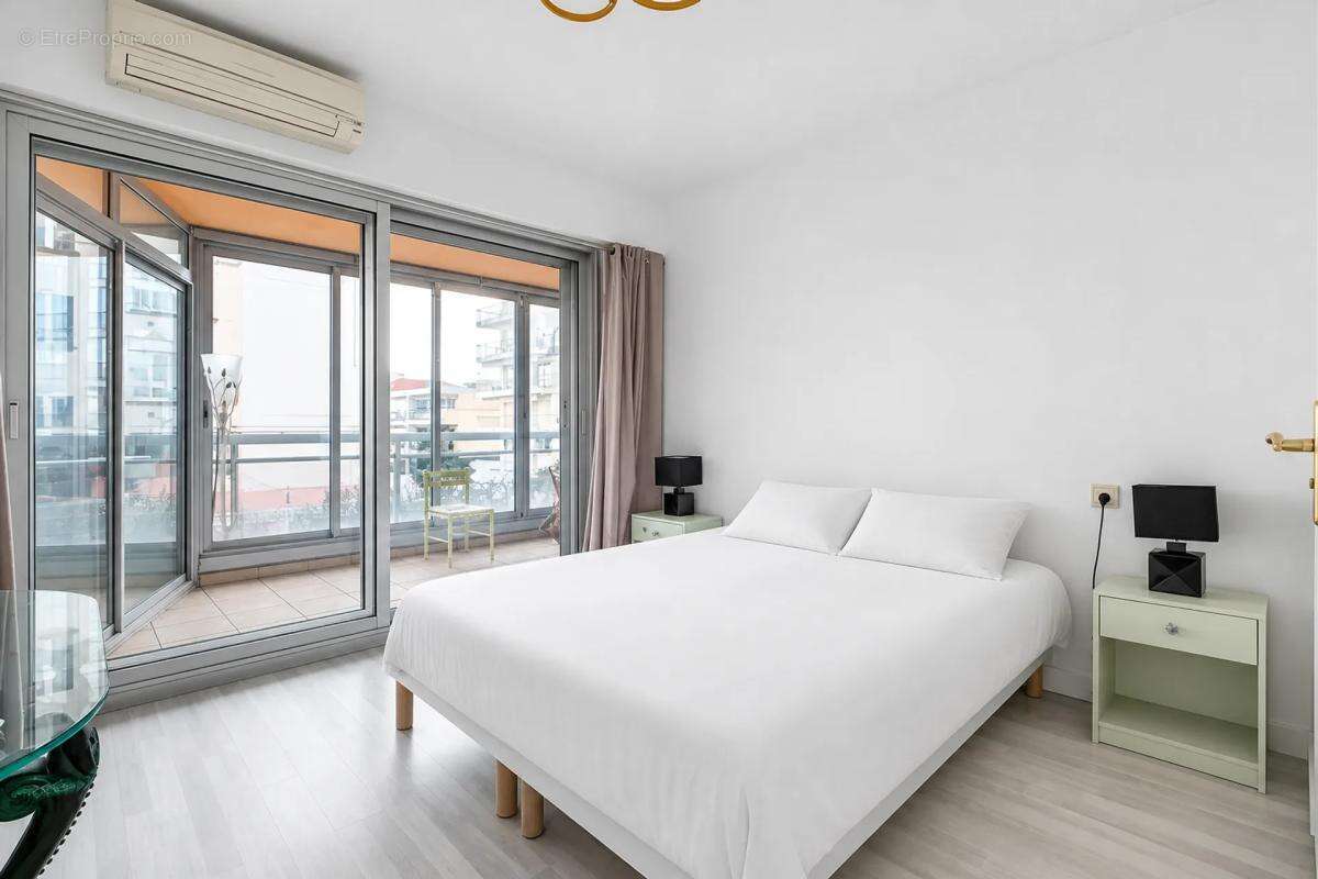 Appartement moderne 3P avec terrasse à Cannes - photo 7