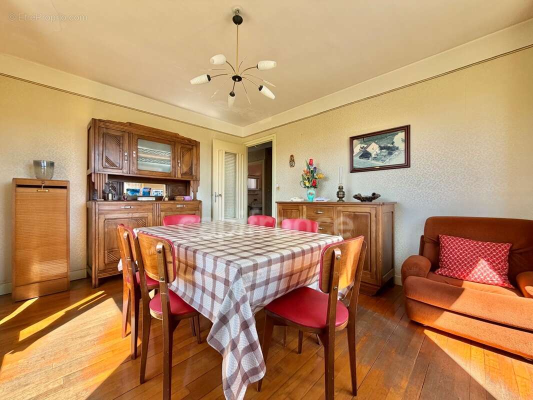 Maison 75 m² à rénover – terrain clos 422 m² - toiture 2024 - photo 4