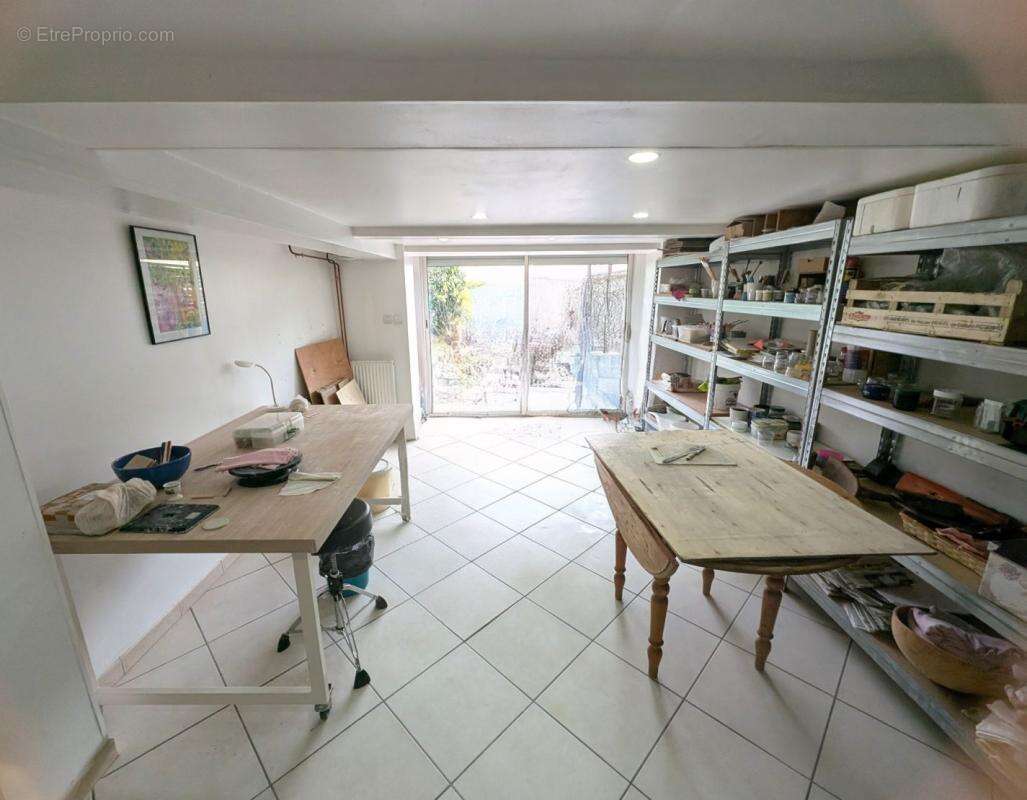 Maison à MEYZIEU