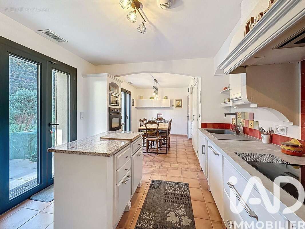 Photo 3 - Maison à MORIERES-LES-AVIGNON