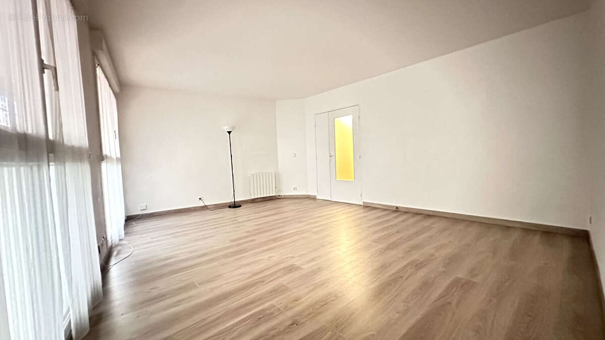 Appartement à NOISY-LE-GRAND