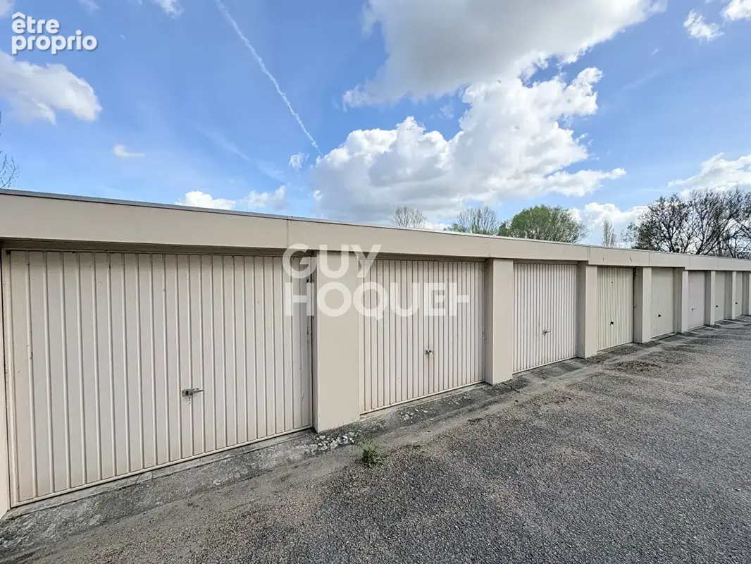 Garage / Box à Saint-Aubin-lès-Elbeuf  - 76410 - photo 1