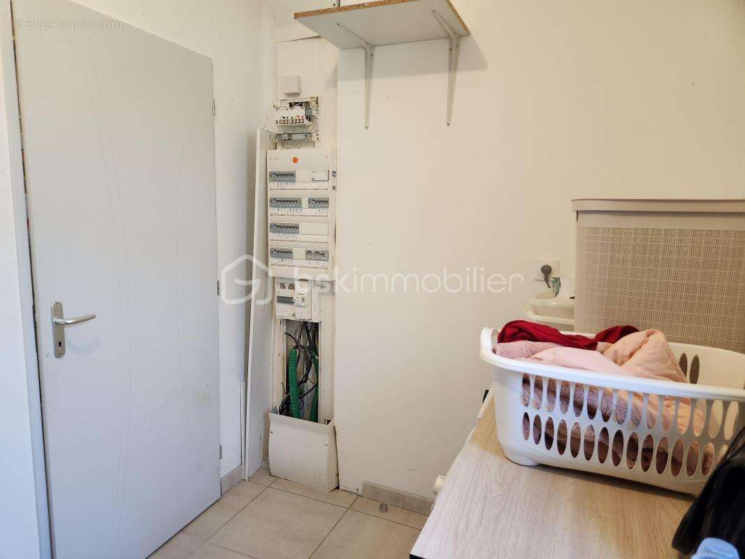 Maison à FORCALQUIER