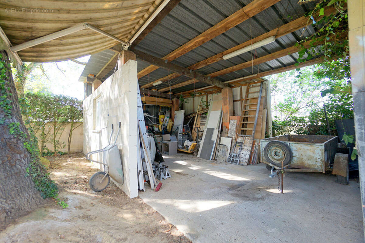 Maison à MEZIERES-SUR-SEINE