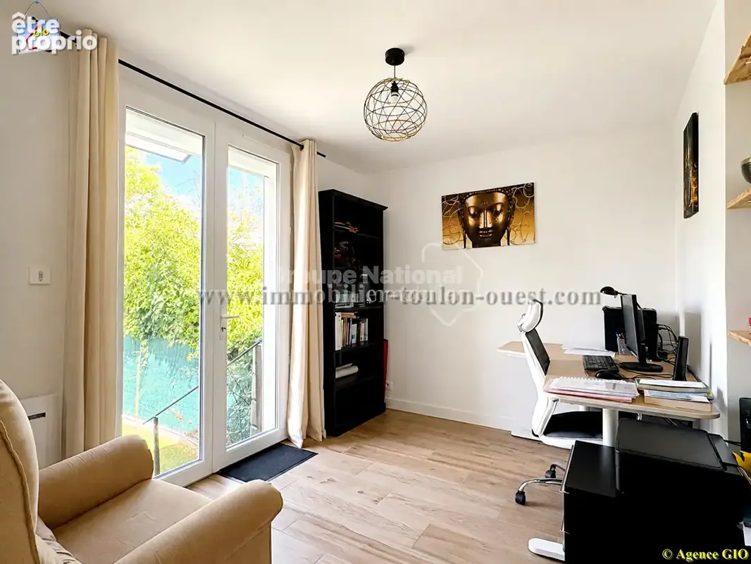 Toulon ouest - villa t6 de 115 m² - terrain de 315 m² - garage - photo 3
