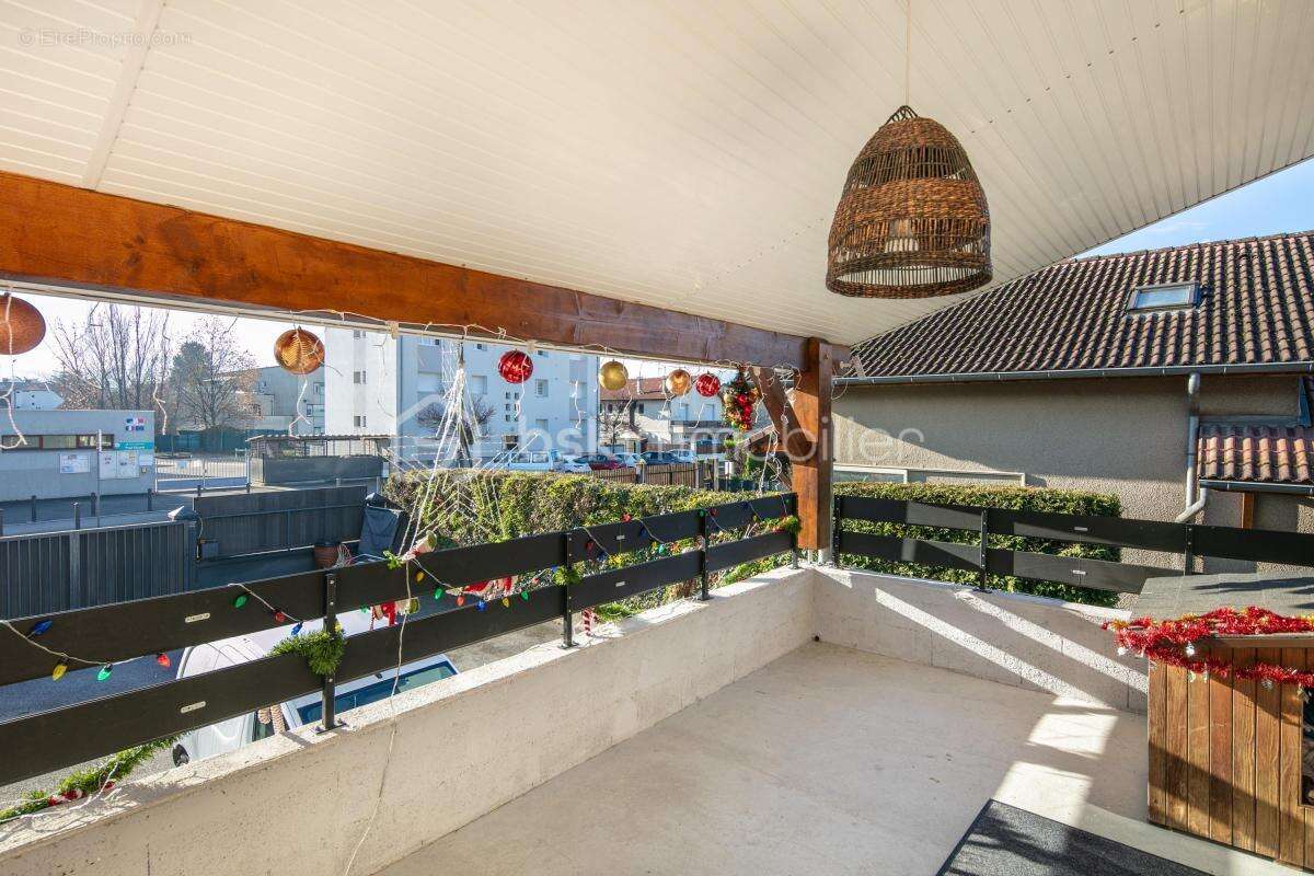 Maison à SAINT-MARTIN-D&#039;HERES