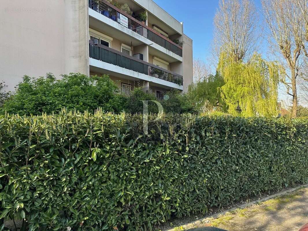 Appartement à VERRIERES-LE-BUISSON