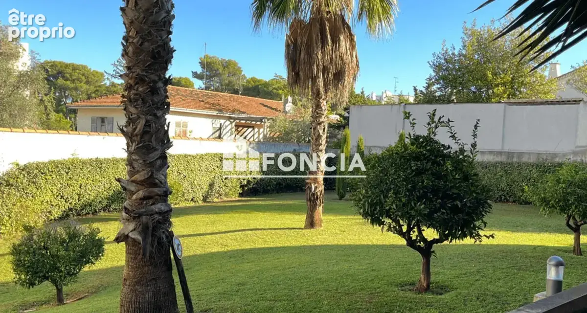 Au Cannet, joli T2 lumineux avec parking dans une résidence récente - photo 2