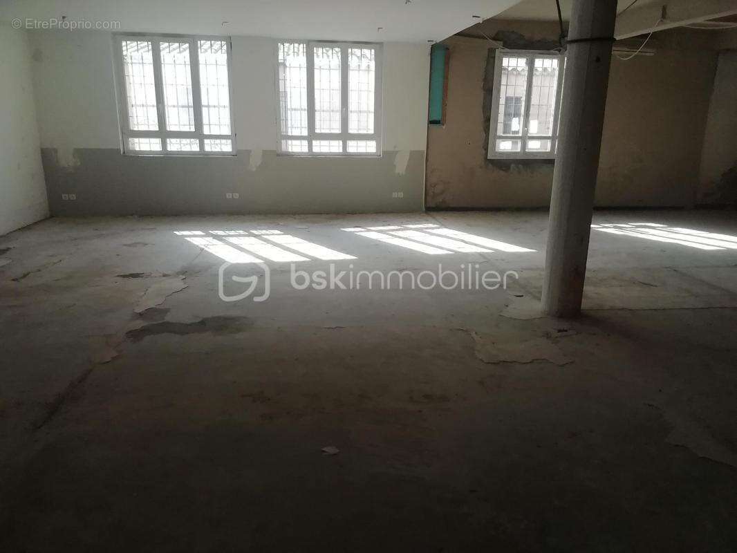Commerce à DRAGUIGNAN