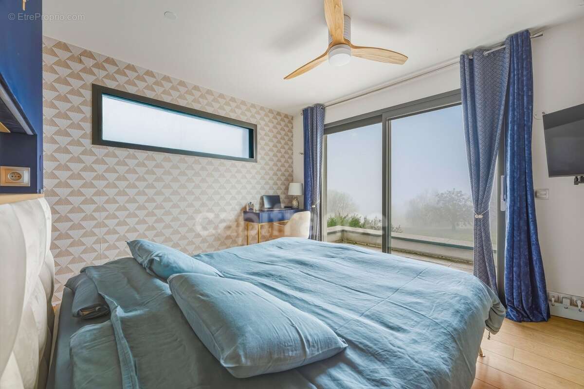 Maison à vendre 7 pièces CROZET (01) - photo 30
