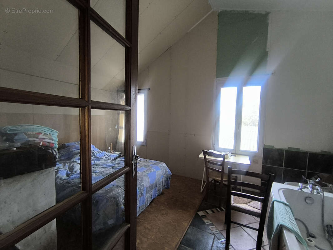 Maison à ROMENY-SUR-MARNE