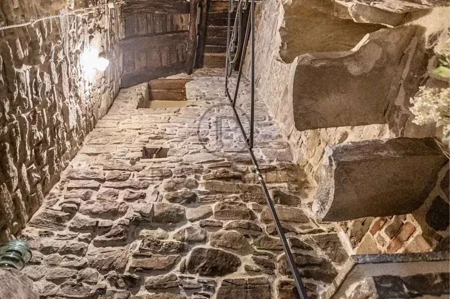 Château-hameau du XIIe siècle - photo 36