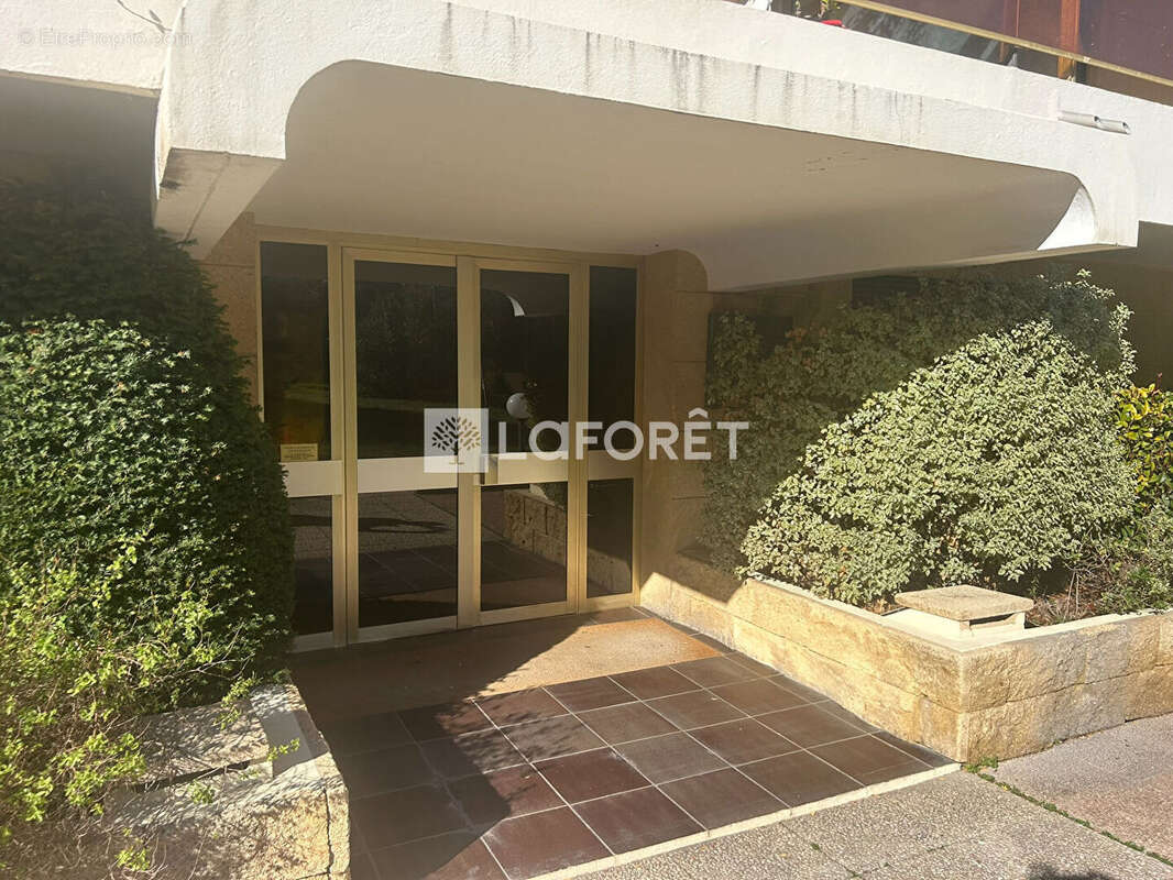 Grand T3 , 104 m2 , Cabot - photo 17