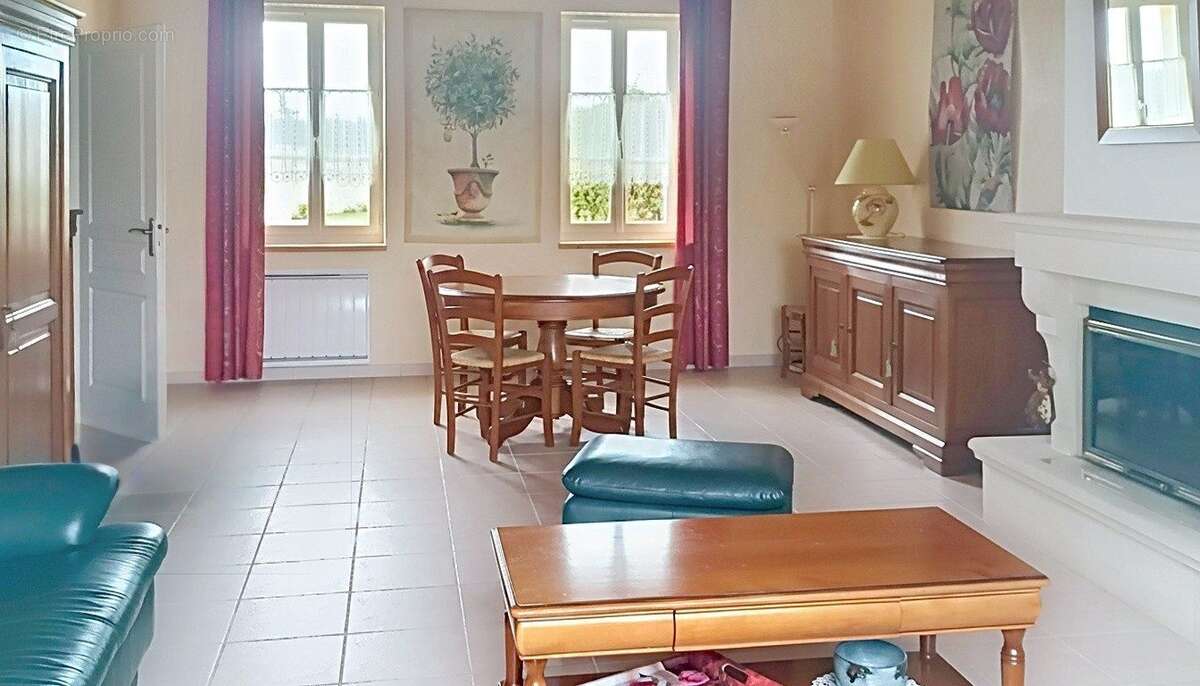 Maison à MESCHERS-SUR-GIRONDE