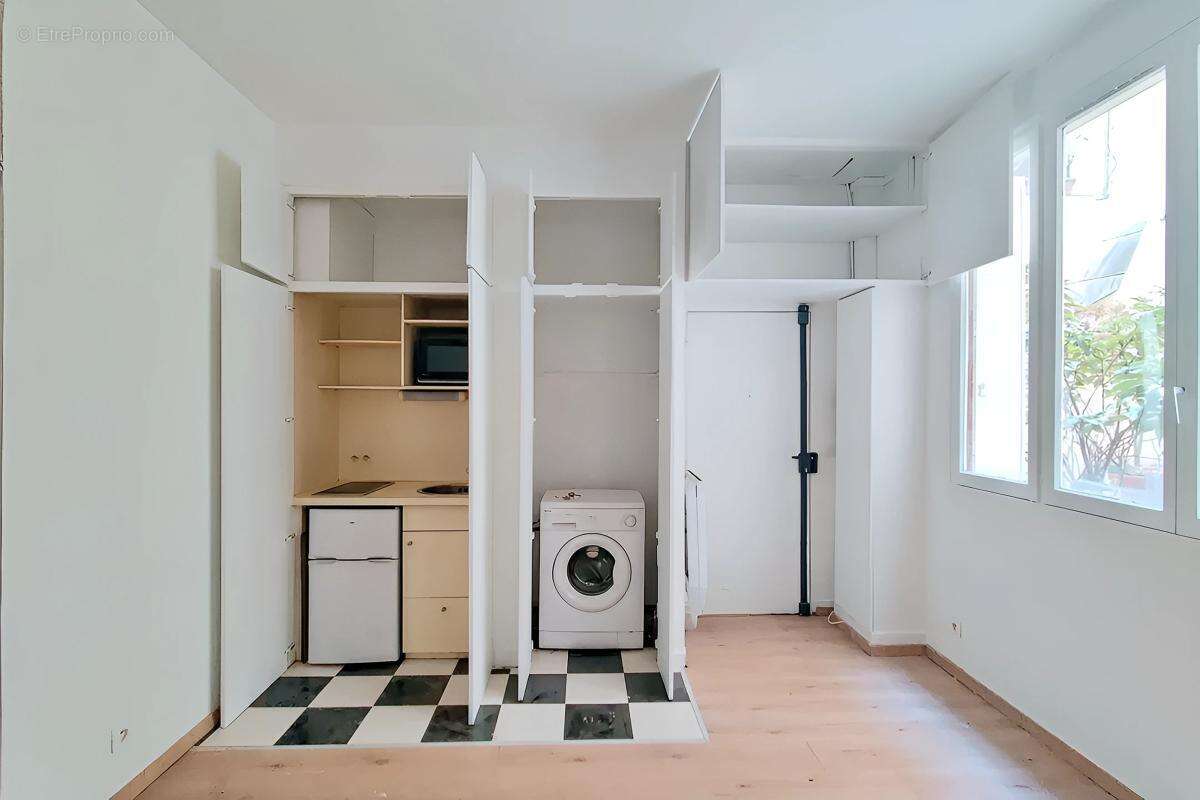Appartement à PARIS-2E