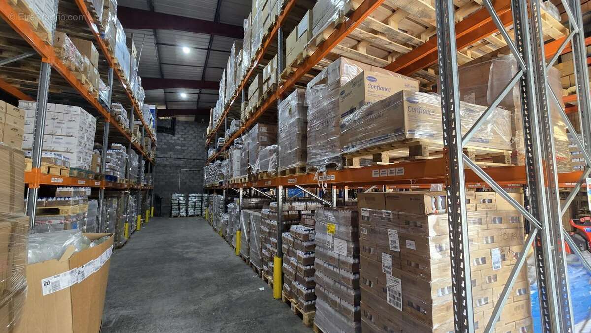 Commerce à LA POSSESSION