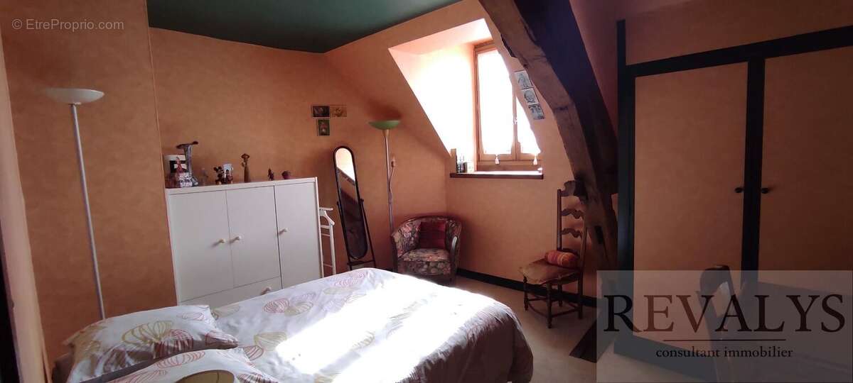 Maison à AUTUN