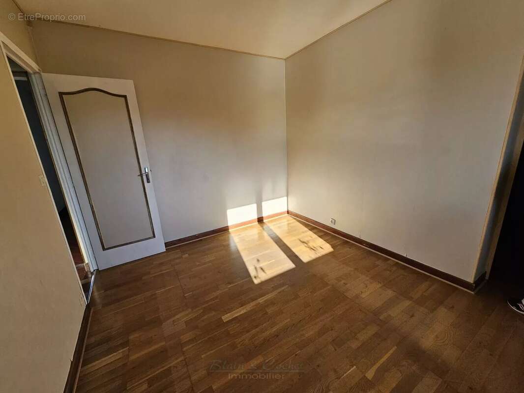 Maison à VILLEMANDEUR