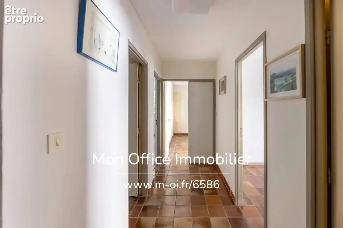 Référence : 6586-DVI. - Aix Centre – Appartement T3 avec balcon, ascenseur et stationnement ! - photo 6