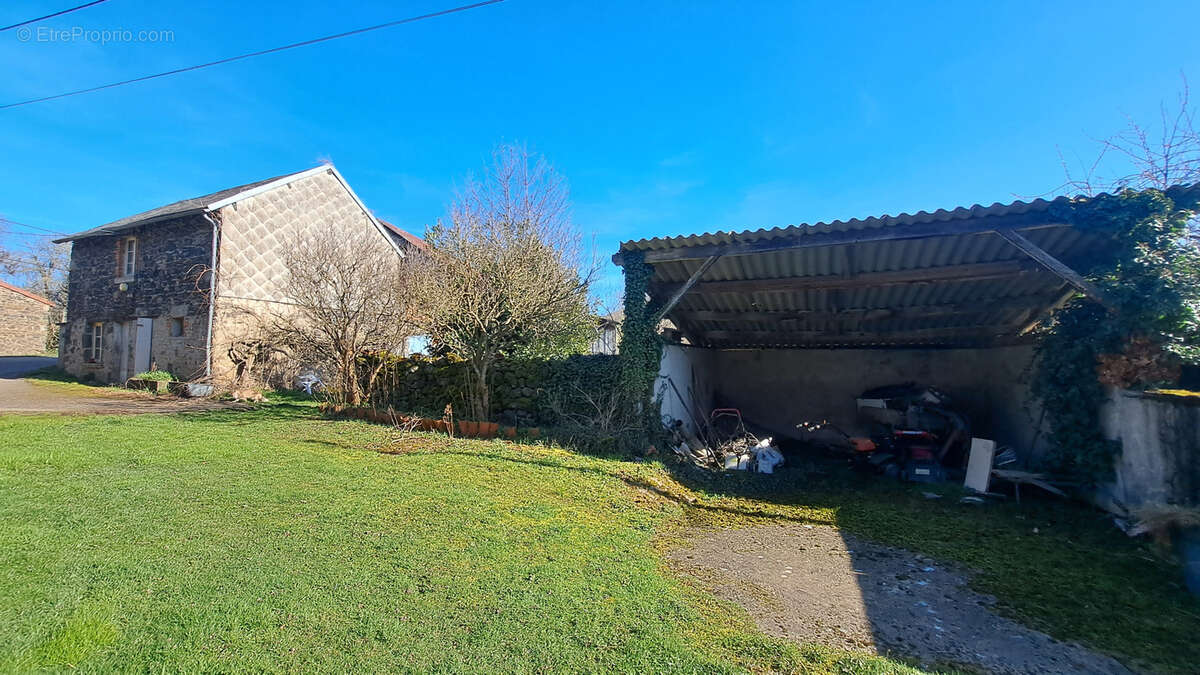 Maison à MANZAT