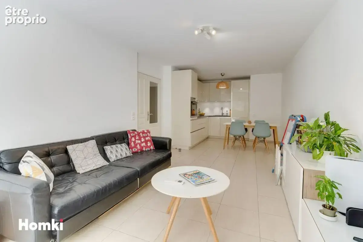 Appartement T3 de 60 m² à Marseille 13008, Rue Gaz du Midi - photo 5