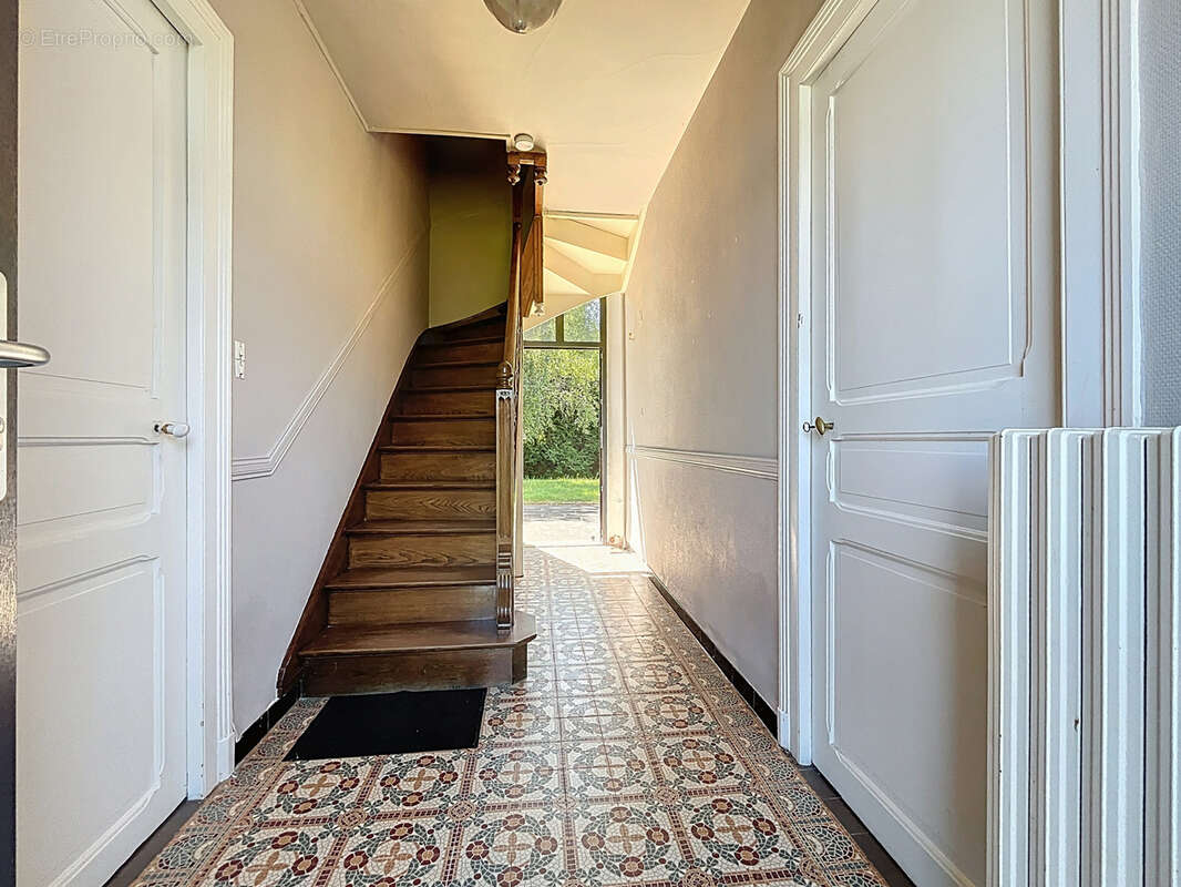 Maison à MOON-SUR-ELLE